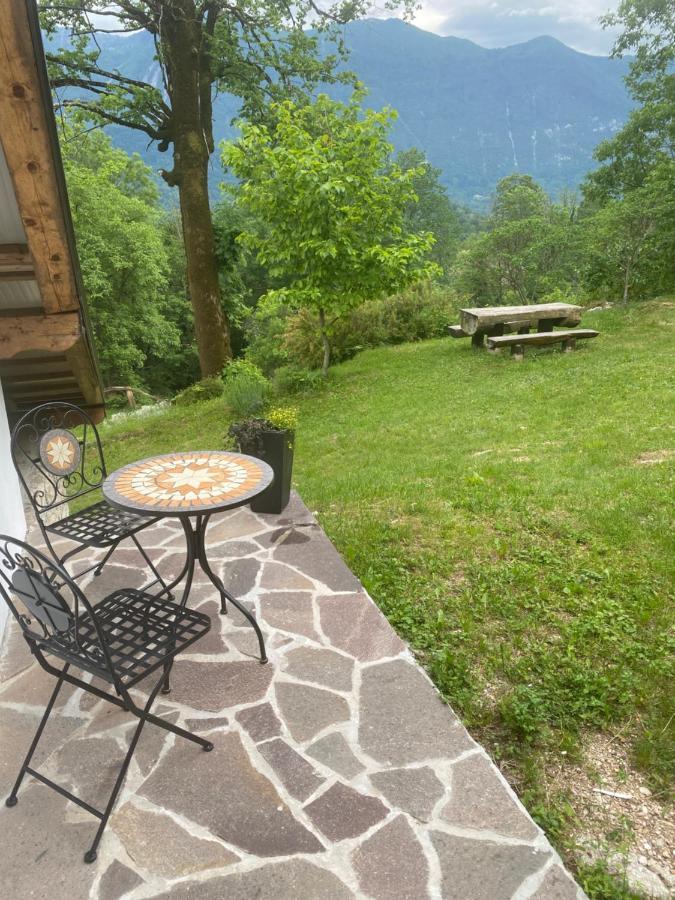 Posestvo Tmzek Villa โบเว็ก ภายนอก รูปภาพ